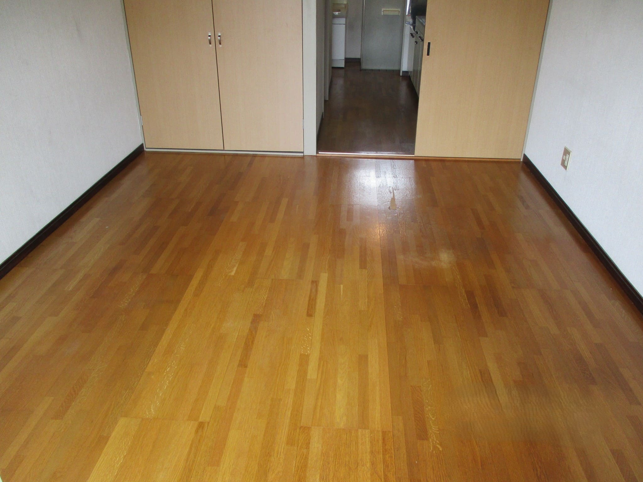 岡谷市、片付いた部屋の様子