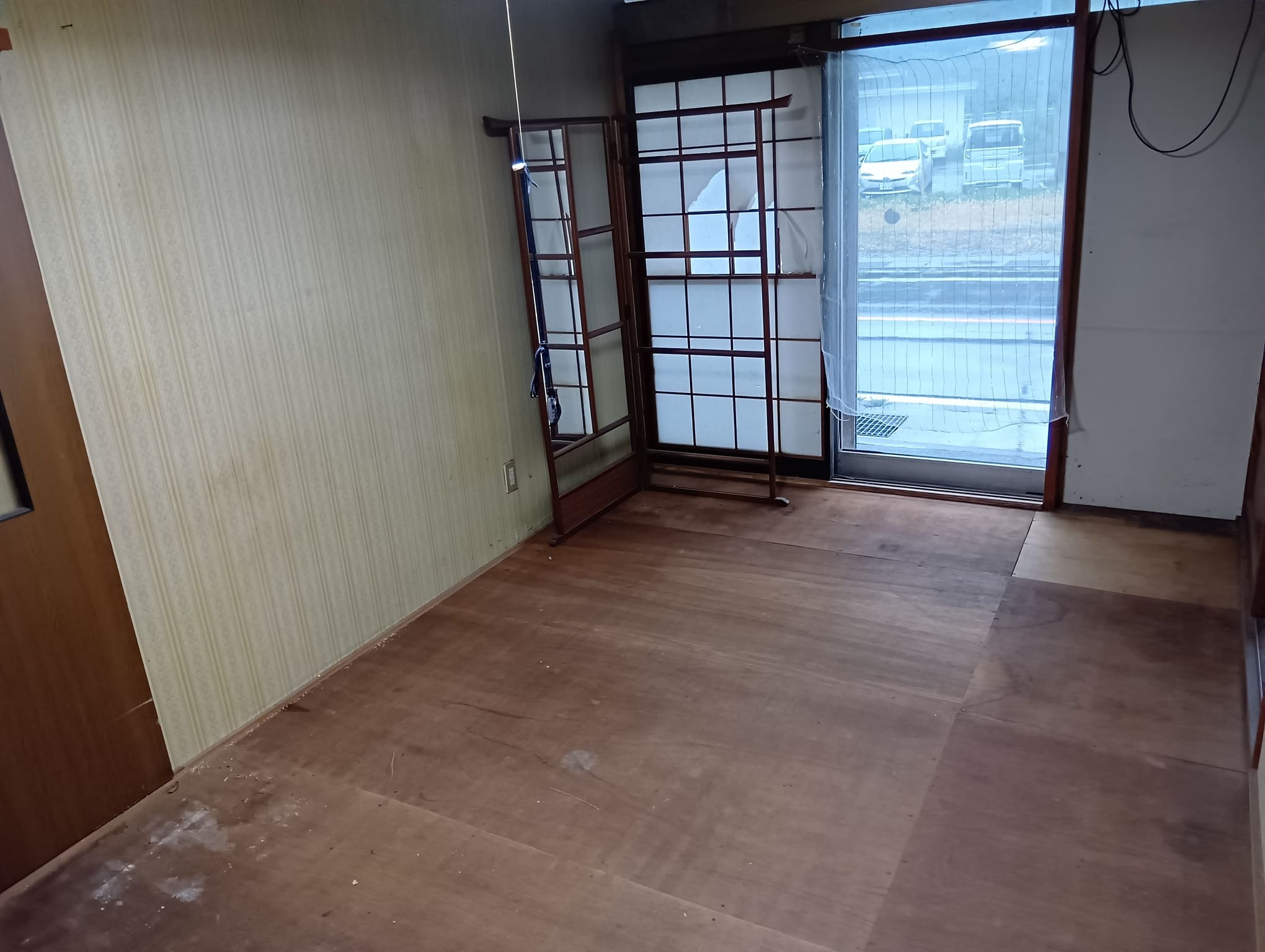 辰野町、片付け後にすっきりした部屋の様子